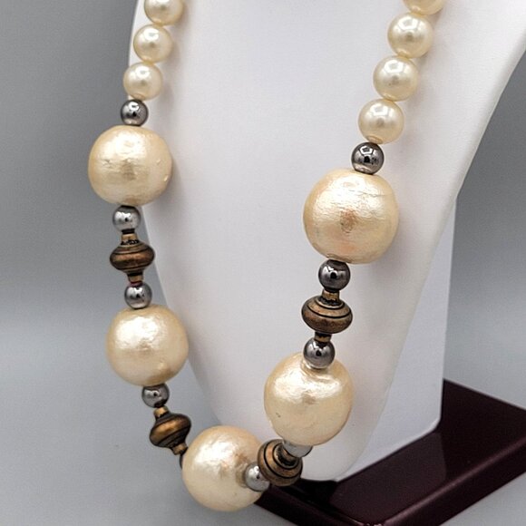 Chunky Statement Necklace Large Cotton Beads Imitation Pearls With Spacers Vtg - Picture 3 of 9
